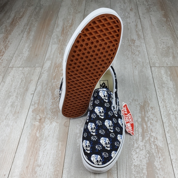 Vans Classic Slip On Flash Skulls - Picture 7 of 8
